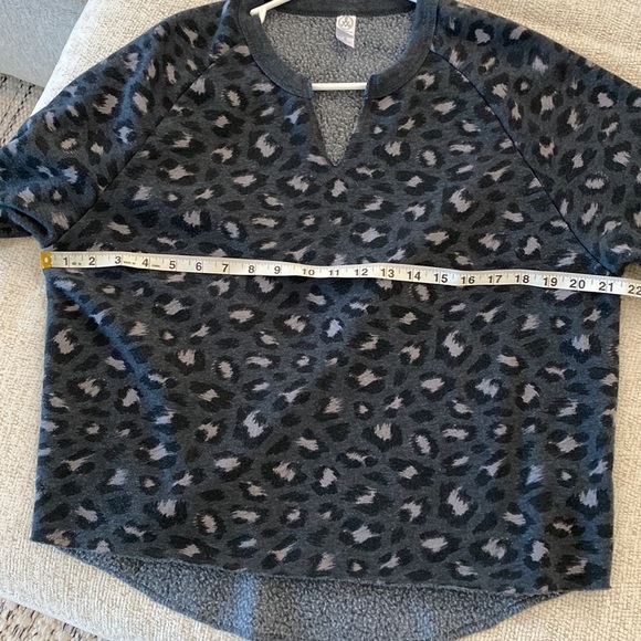 Alternative Leopard Printed Gray Sweater Top - Picture 12 of 12